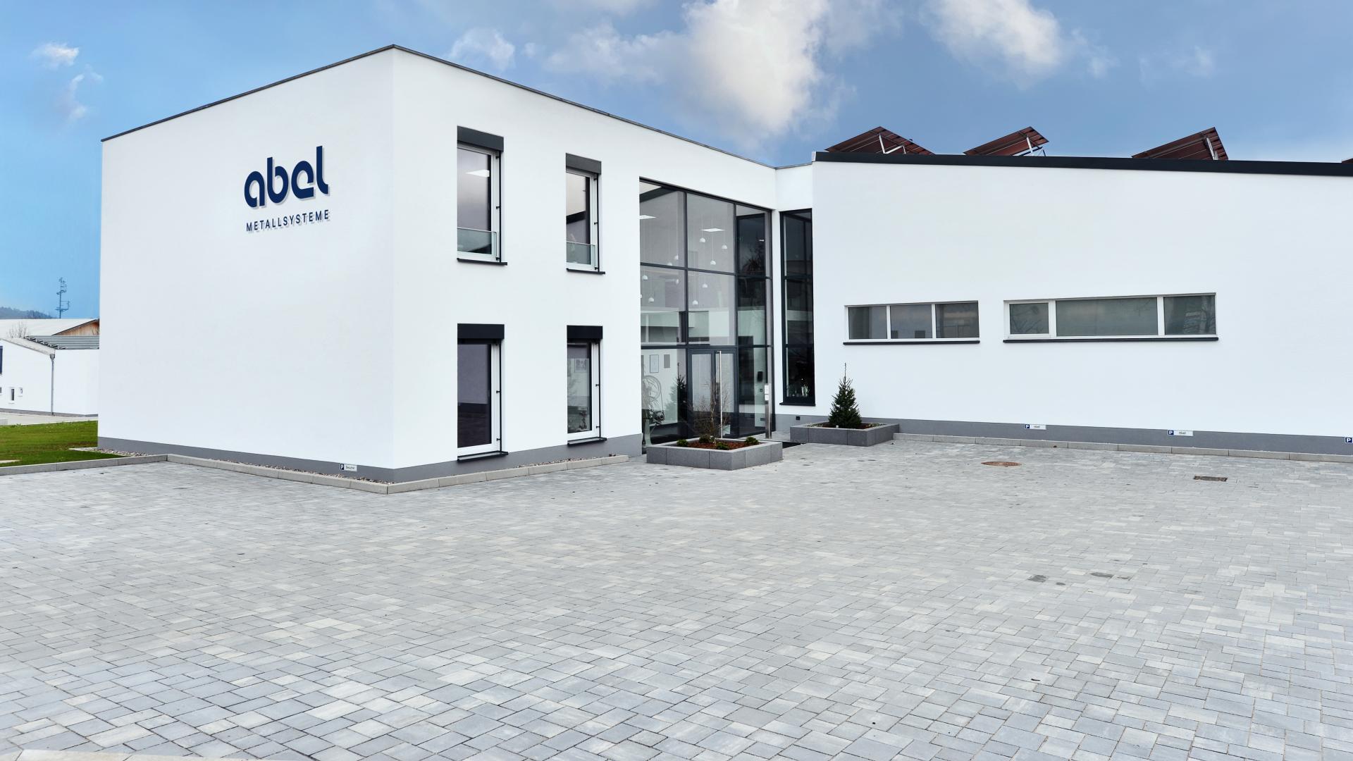 Gebäudeeingang Abel Metallsysteme 