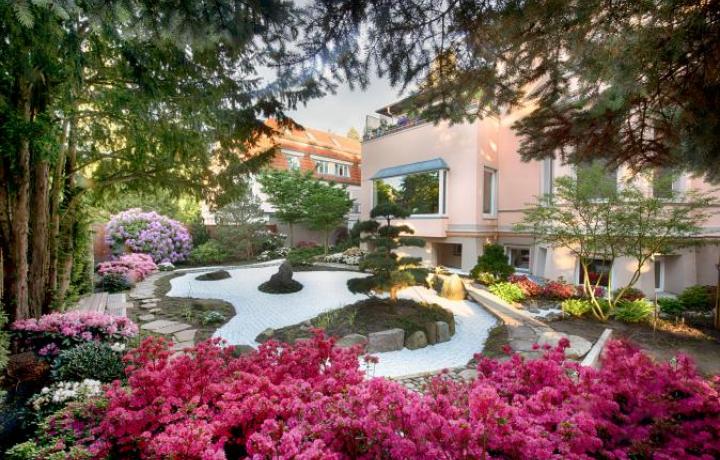 JAPANISCHER GARTEN LICHTERFELDE  PRIVATGARTEN