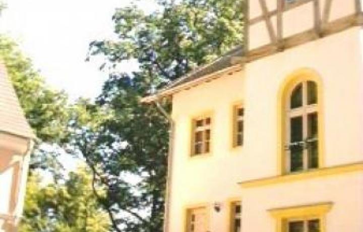 Jugendprojekt "Turmvilla"