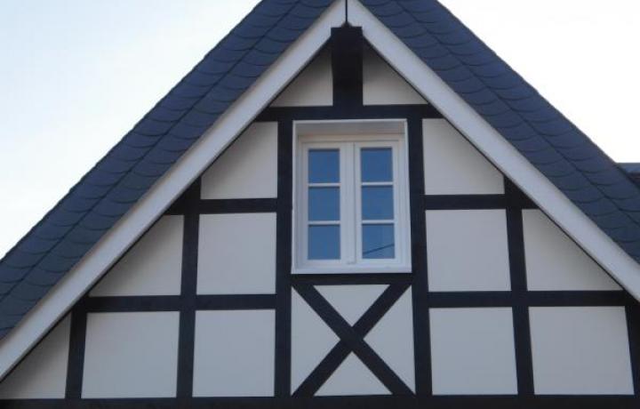 Anbau an ein Fachwerkhaus