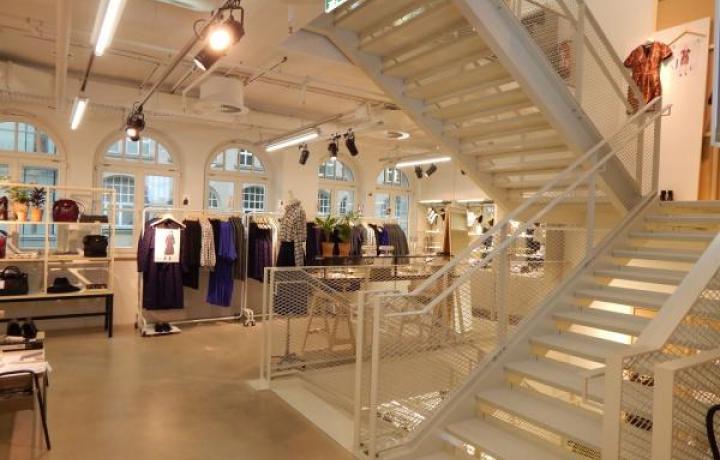 Büro- und Geschäftshaus