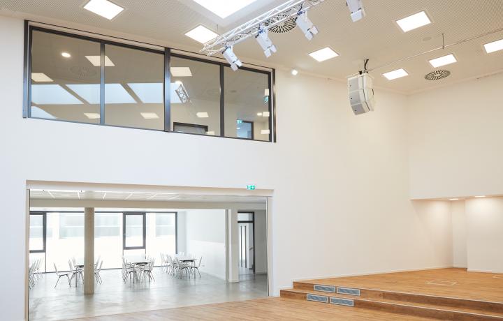 Gesamtschule Schlangen, Schulgebäude, Aula