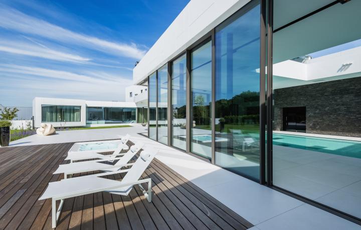 UNIGLAS | SUN Sonnenschutzglas für Ihren Urlaub 