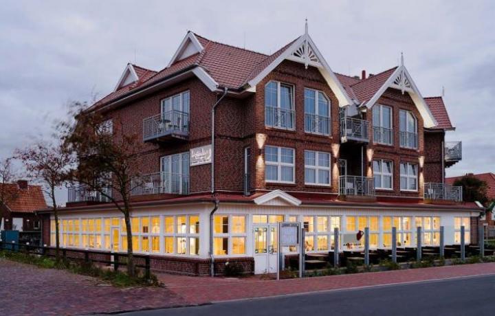 Fenstersystem GENEO® mit faserverstärkten Profilen aus PVC RAU-FIPRO®