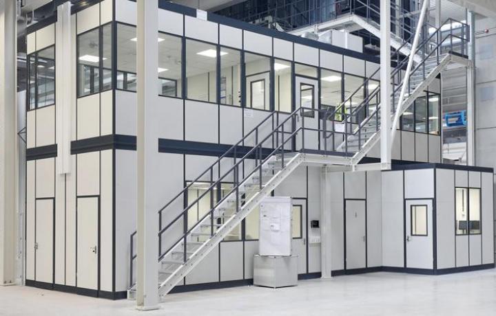 Doppelstockanlage für Büroräume